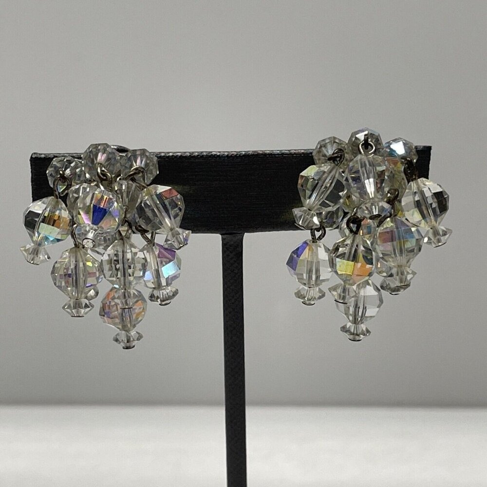 Vintage Laguna Faceted Aurora Borealis Clear Bead Clip On‎ Cha Cha Earrings E5